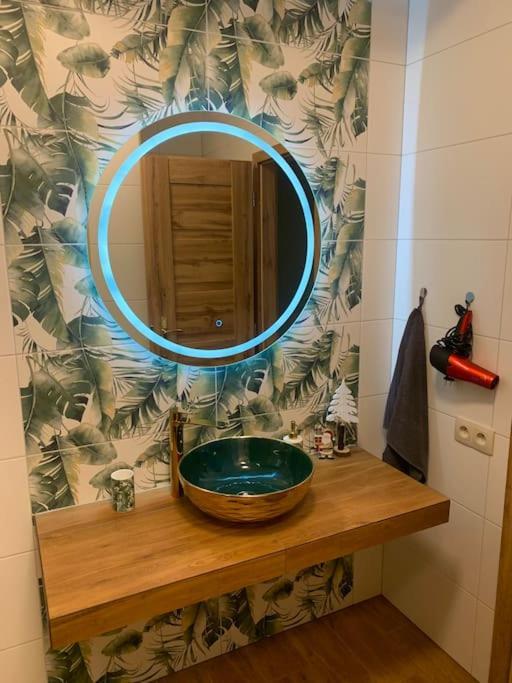 Brand New, Design Apartment Jojo, Oldtown, Balcony Bratislava Bagian luar foto