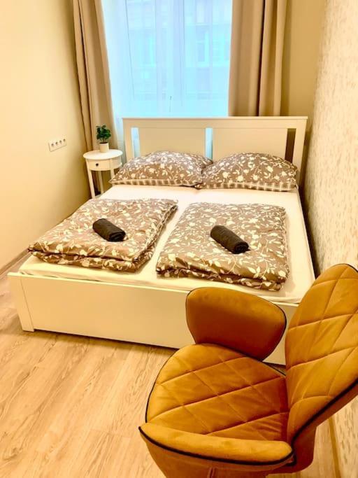 Brand New, Design Apartment Jojo, Oldtown, Balcony Bratislava Bagian luar foto